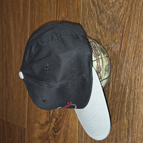 YUPOONG GARTH BROOKS snap back hat.. #6296 - Picture 2 of 5